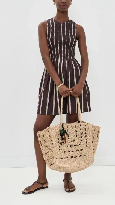 Madewell x Shopbop Large Eyelet Raffia Tote w/ Bag Charm | Thumbnail 3 Madewell x Shopbop Large Eyelet Raffia Tote w/ Bag Charm | Thumbnail 3