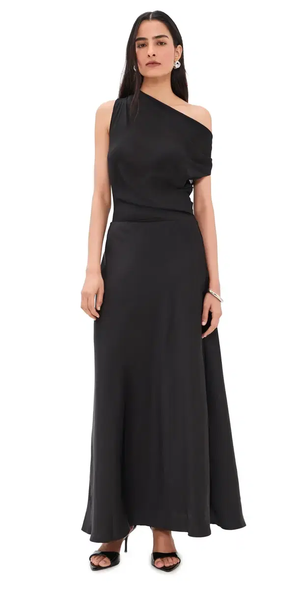 ila axi Dress Black