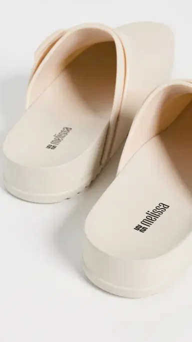 Melissa Cozy Clogs Beige | Thumbnail 4