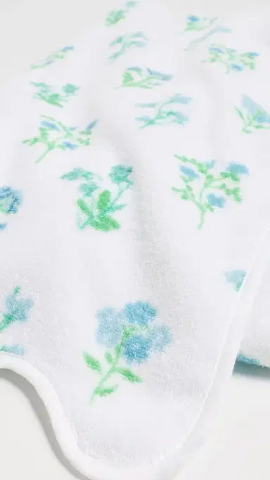 Weezie Floral Scallop Bath Towel Frances One Size | Thumbnail 4
