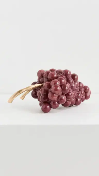 Cult Gaia Grape Clutch Crimson One Size | Thumbnail 4
