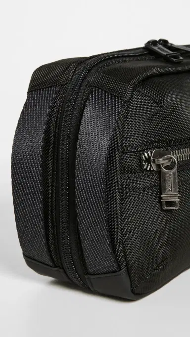 TUMI Response Travel Kit Black One Size | Thumbnail 4 TUMI Response Travel Kit Black One Size | Thumbnail 4