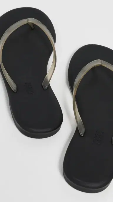 TKEES Aqua Jelly Flip Flops Onyx 8 | Thumbnail 4