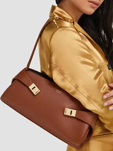 Ferragamo Women's East-West Hug Leather Shoulder Bag | Thumbnail 2 Ferragamo Women's East-West Hug Leather Shoulder Bag | Thumbnail 2