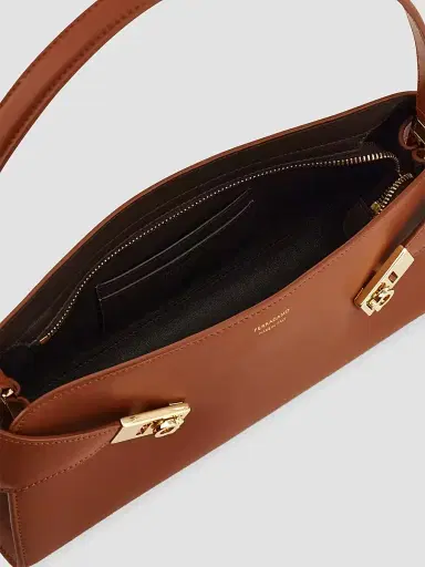 Ferragamo Women's East-West Hug Leather Shoulder Bag | Thumbnail 5 Ferragamo Women's East-West Hug Leather Shoulder Bag | Thumbnail 5