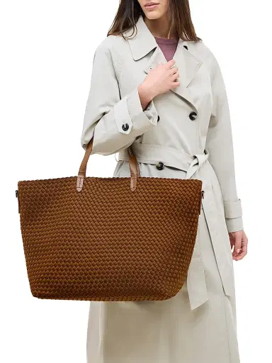 Naghedi Women's Geneva Weekender Tote Bag | Thumbnail 3