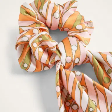 La DoubleJ Bow Scrunchie | Thumbnail 4