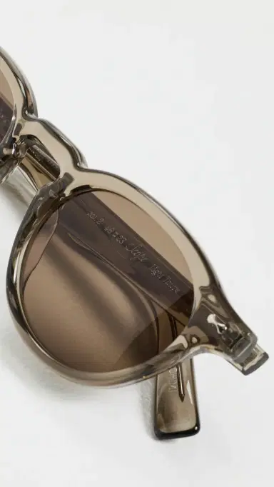 Chimi Scope Sunglasses | Thumbnail 6