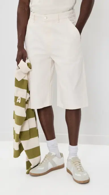 AMI Loose Bermuda Shorts 14 | Thumbnail 2 AMI Loose Bermuda Shorts 14 | Thumbnail 2