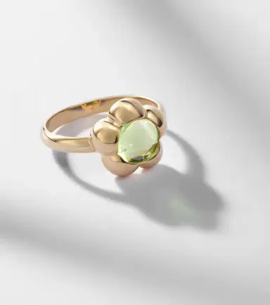 Stone and Strand Kensington 14kt gold pinky ring with peridot | Thumbnail 5