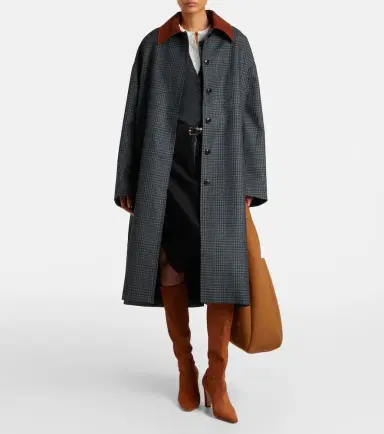 Manolo Blahnik Pavisco suede knee-high boots | Thumbnail 5
