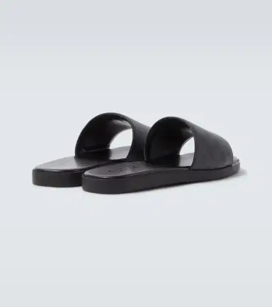 Gucci GG canvas slides | Thumbnail 4 Gucci GG canvas slides | Thumbnail 4
