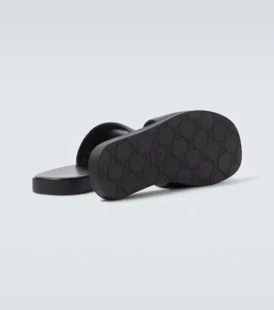 Gucci GG canvas slides | Thumbnail 5 Gucci GG canvas slides | Thumbnail 5