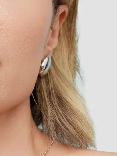 Oradina Women's Reflection Studs in Sterling Silver - Silver | Thumbnail 4 Oradina Women's Reflection Studs in Sterling Silver - Silver | Thumbnail 4