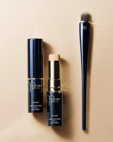CLÉ DE PEAU BEAUTÉ Concealer Brush | Thumbnail 2 CLÉ DE PEAU BEAUTÉ Concealer Brush | Thumbnail 2