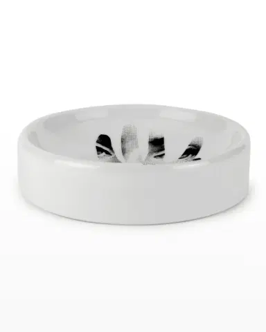 FORNASETTI Tema E Variazioni N15 Face in Hand Round Ashtray | Thumbnail 2