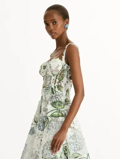 Oscar de la Renta Porcelain Flower Guipure Cocktail Dress | Thumbnail 5