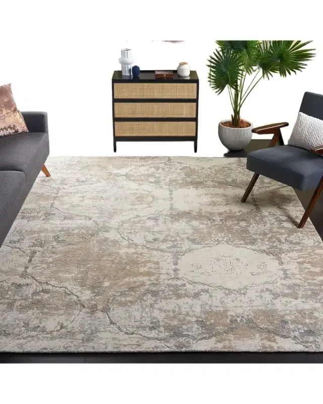 Safavieh Tiffany Hand-Knotted Rug
