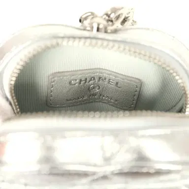 Chanel Chanel CC In Love Mini Heart Bag Charm Silver Metallic Lambskin Silver Hardware | Thumbnail 8 Chanel Chanel CC In Love Mini Heart Bag Charm Silver Metallic Lambskin Silver Hardware | Thumbnail 8