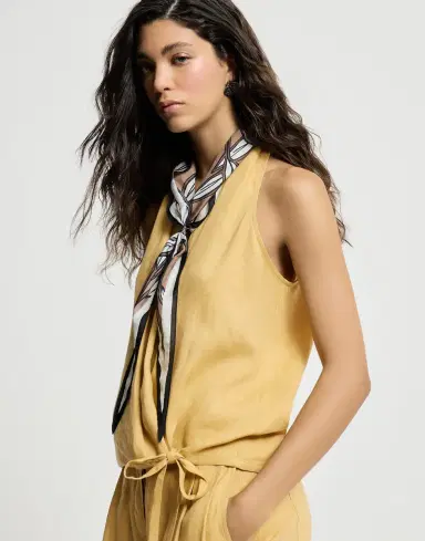 Brunello Cucinelli Linen wrap effect vest with monili | Thumbnail 4 Brunello Cucinelli Linen wrap effect vest with monili | Thumbnail 4