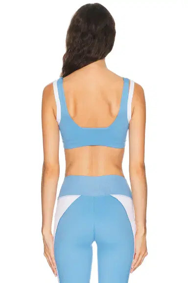 Nike Light Support Sports Bra | Thumbnail 3
