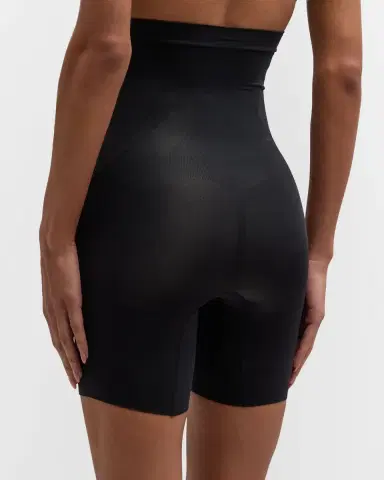 Spanx SPANXsculpt OnCore High-Waisted Mid-Thigh Shorts | Thumbnail 3 Spanx SPANXsculpt OnCore High-Waisted Mid-Thigh Shorts | Thumbnail 3