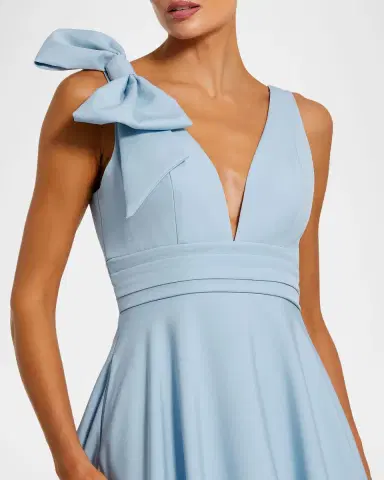 Mac Duggal Petite Sleeveless Shoulder-Bow Ball Gown | Thumbnail 3