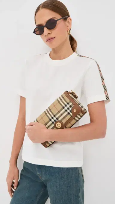 Burberry Small Note Bag Vintage Check/Briar Brown | Thumbnail 3 Burberry Small Note Bag Vintage Check/Briar Brown | Thumbnail 3