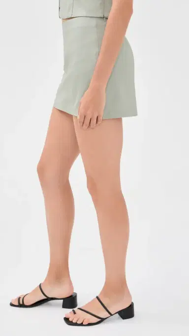 Good American The Linen Skort Mosswell | Thumbnail 4 Good American The Linen Skort Mosswell | Thumbnail 4