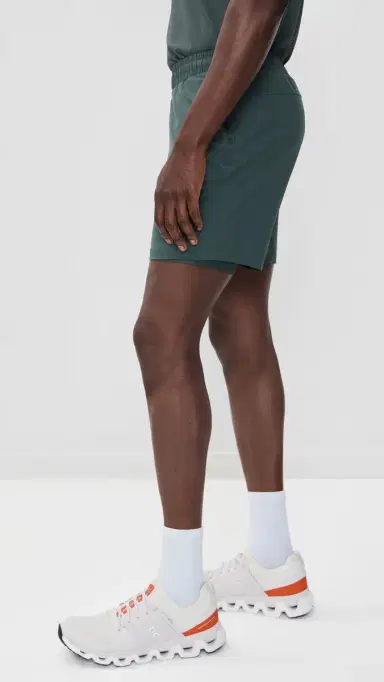 Beyond Yoga Pivotal 2.0 Men's Lined horts 7 late Green | Thumbnail 4