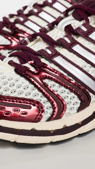 Adidas Adistar Control Sneakers Cream White/Silver Met/Maroon | Thumbnail 6 Adidas Adistar Control Sneakers Cream White/Silver Met/Maroon | Thumbnail 6