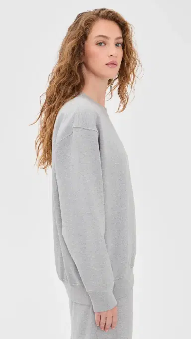 Adidas Essential Fleece Crew Sweatshirt Medium Grey Heather M | Thumbnail 4 Adidas Essential Fleece Crew Sweatshirt Medium Grey Heather M | Thumbnail 4