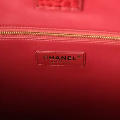 Chanel Chanel Large Cerf Shopping Bag Burgundy Crocodile Embossed Calfskin Gold Hardware | Thumbnail 8