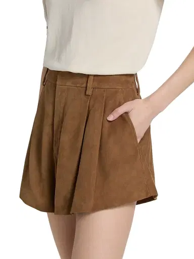 Frame Women's The Suede Utility Shorts - Chai - Size 8 | Thumbnail 4