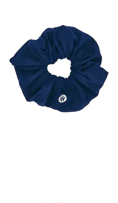 Astoria Scrunchie | Thumbnail 1