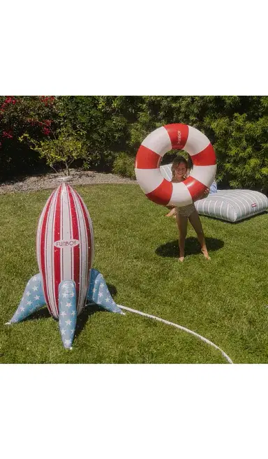 Funboy Rocketship Sprinkler | Thumbnail 2