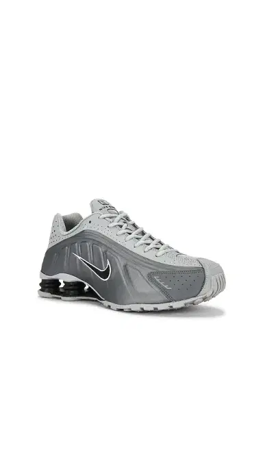 Nike Shox R4 Sneaker | Thumbnail 2