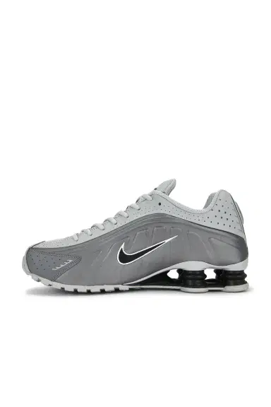 Nike Shox R4 Sneaker | Thumbnail 7