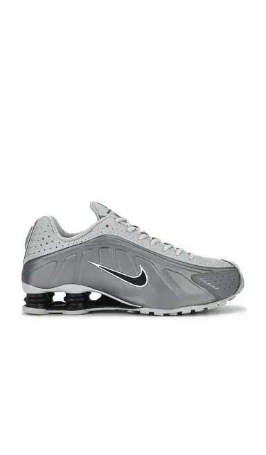 Nike Shox R4 Sneaker | Thumbnail 1