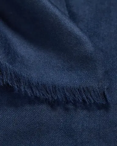 Sofia Cashmere Lightweight Cashmere Scarf | Thumbnail 4