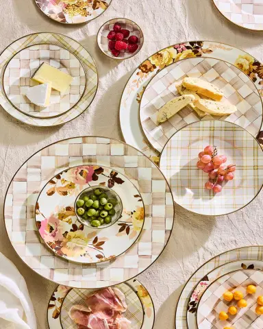 MacKenzie-Childs Wild Rose White Dinner Plate | Thumbnail 4