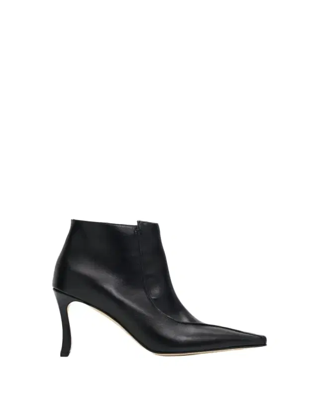 Manolo Blahnik 90mm Milleta Leather Ankle Boots