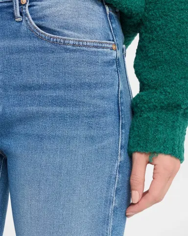 MOTHER The Kick It Jeans | Thumbnail 4