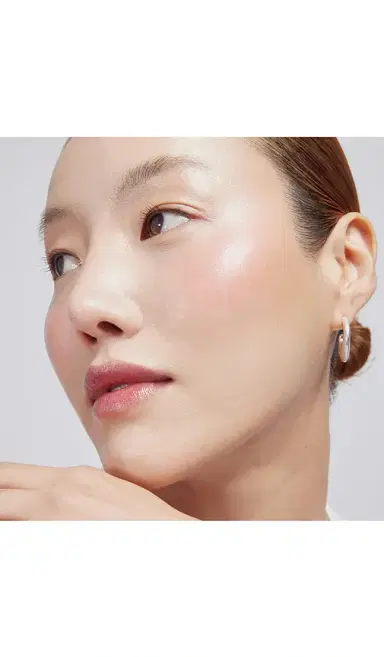 VERSED High Points Illuminating Stick | Thumbnail 6