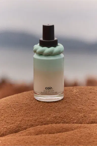 La Bonne Brosse Freshening & Volumizing Hair Mist | Thumbnail 3 La Bonne Brosse Freshening & Volumizing Hair Mist | Thumbnail 3