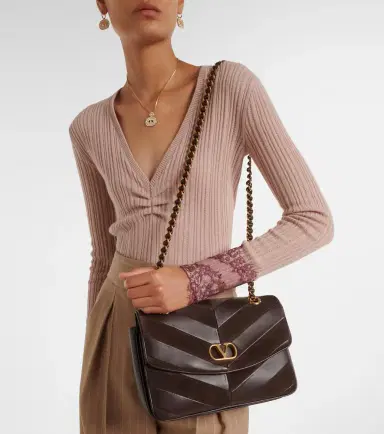Valentino Garavani Djuna Medium chevron leather shoulder bag | Thumbnail 5