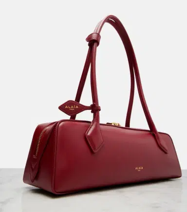 Alaïa Alaïa Le Teckel Medium leather shoulder bag | Thumbnail 4 Alaïa Alaïa Le Teckel Medium leather shoulder bag | Thumbnail 4