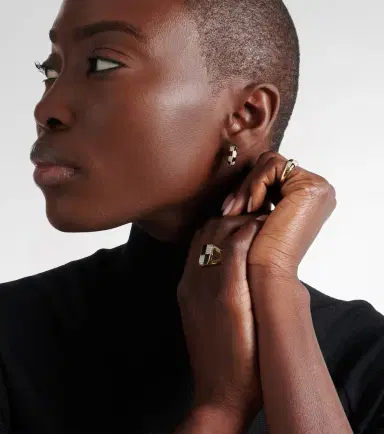 Yvonne Léon Yvonne Léon Mini 9kt gold earrings with diamonds and onyx | Thumbnail 2