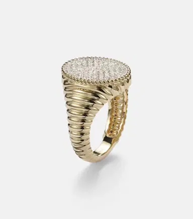 Yvonne Léon Yvonne Léon Chevalière Ovale 9kt gold ring with diamonds | Thumbnail 4