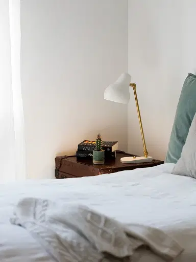 Louis Poulsen VL38 Metal Table Lamp - White | Thumbnail 9 Louis Poulsen VL38 Metal Table Lamp - White | Thumbnail 9